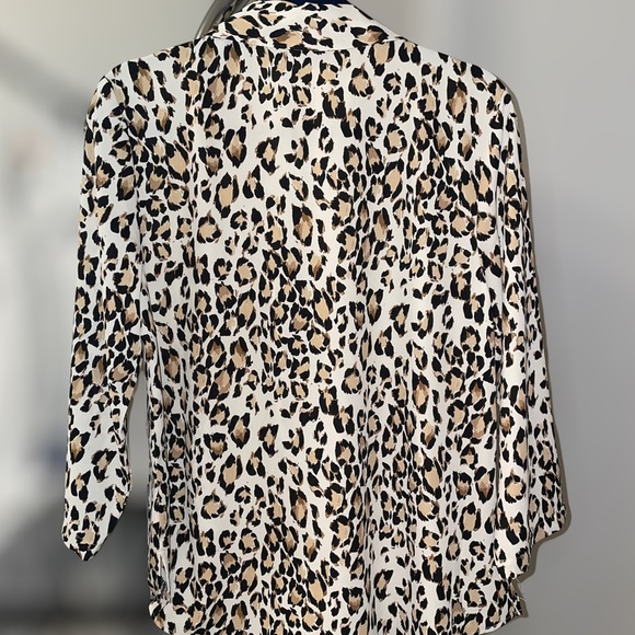 NWT Leopard print top - Picture 5 of 5